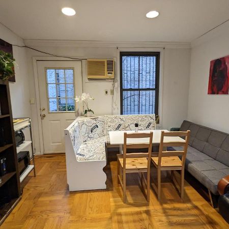 Spacious Room For 4 People In Williamsburg ! New York Exterior photo